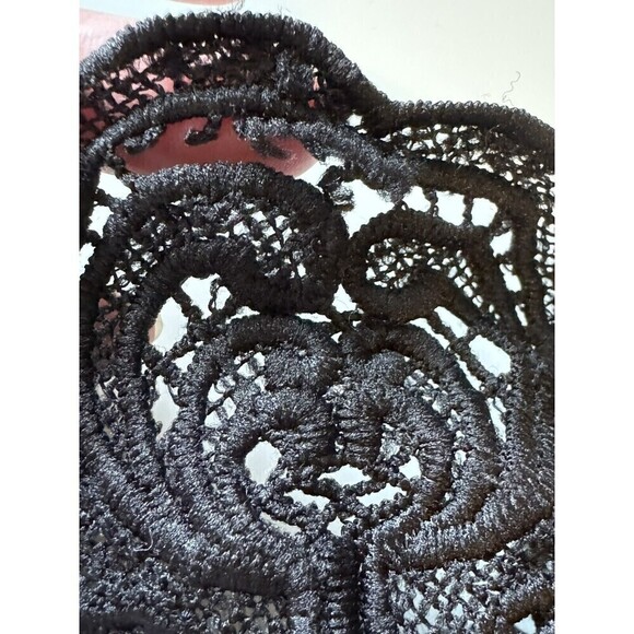 Olivaceous Black Lace Overlay Dress Size Large Scallop Hems Flare 3/4 Sleeves - Picture 8 of 9